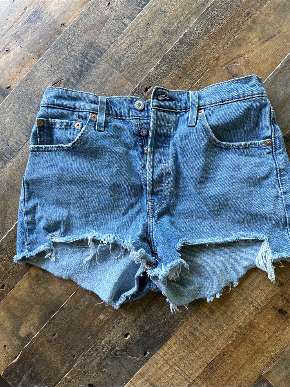 Classic High-Rise Levi’s Denim Shorts